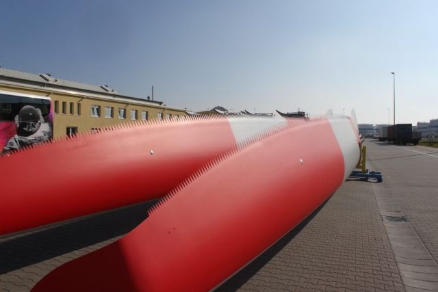 wind turbine blades