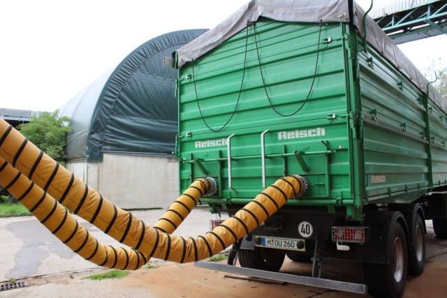woodchip drying on a lorry